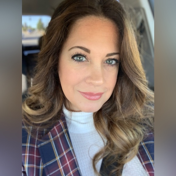 Meet your Posher, Alexis - Picture 14 of 15